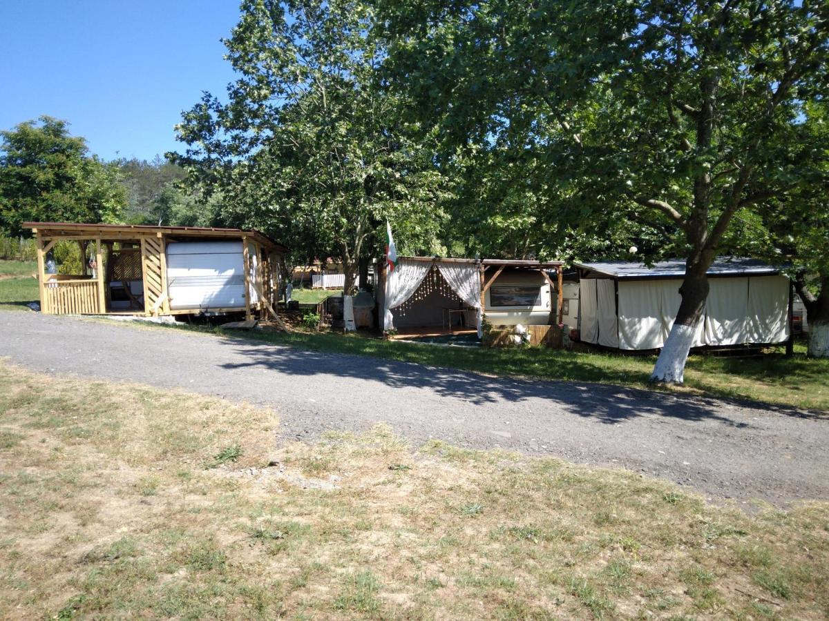 Camping Goldfish Hotel Sozopol Exterior photo