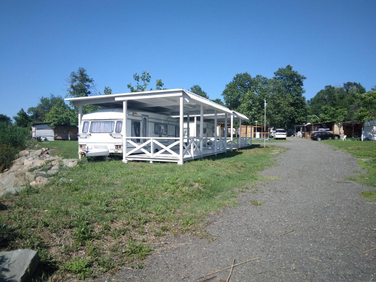 Camping Goldfish Hotel Sozopol Exterior photo