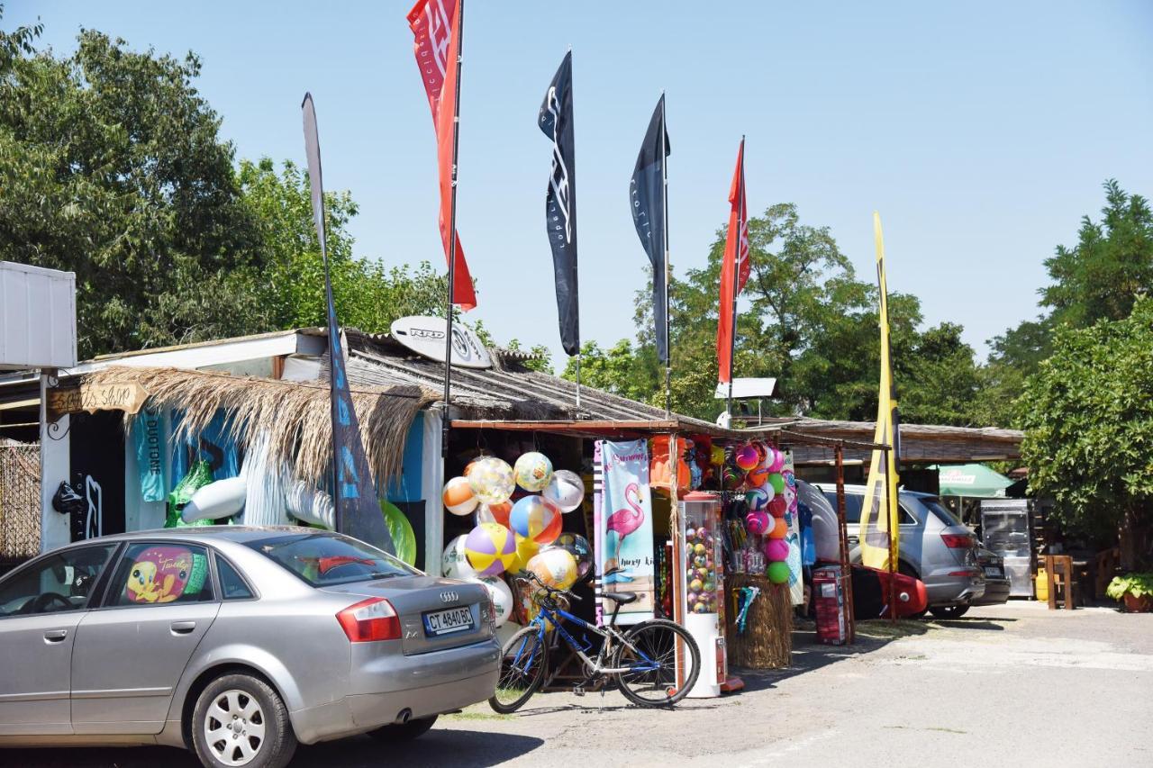 Camping Goldfish Hotel Sozopol Exterior photo