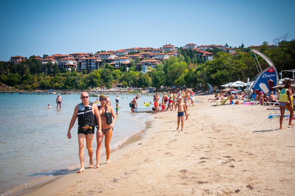 Camping Goldfish Hotel Sozopol Exterior photo